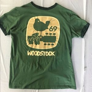 Woodstock T-shirt Green, Medium size